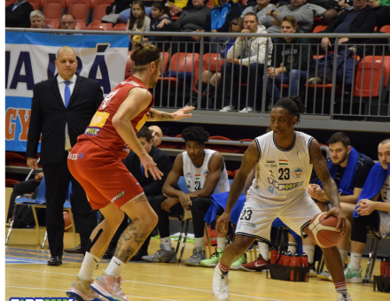 AZ OROSZLÁNYT IS LEGYŐZTÜK - ZSINÓRBAN ÖTNÉL JÁRUNK