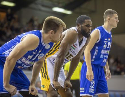 TÖBB EMBERRE KELL FIGYELNI A DEAC-BAN