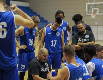 EREDMÉNYES ÉS LÁTVÁNYOS JÁTÉK A CÉL