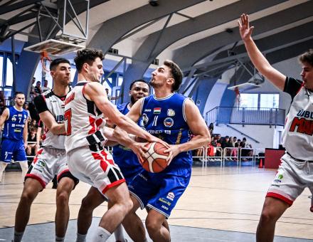 SZENZÁCIÓS TELJESÍTMÉNNYEL ELHOZTUK AZ ELSŐ MECCSET ÚJBUDÁRÓL