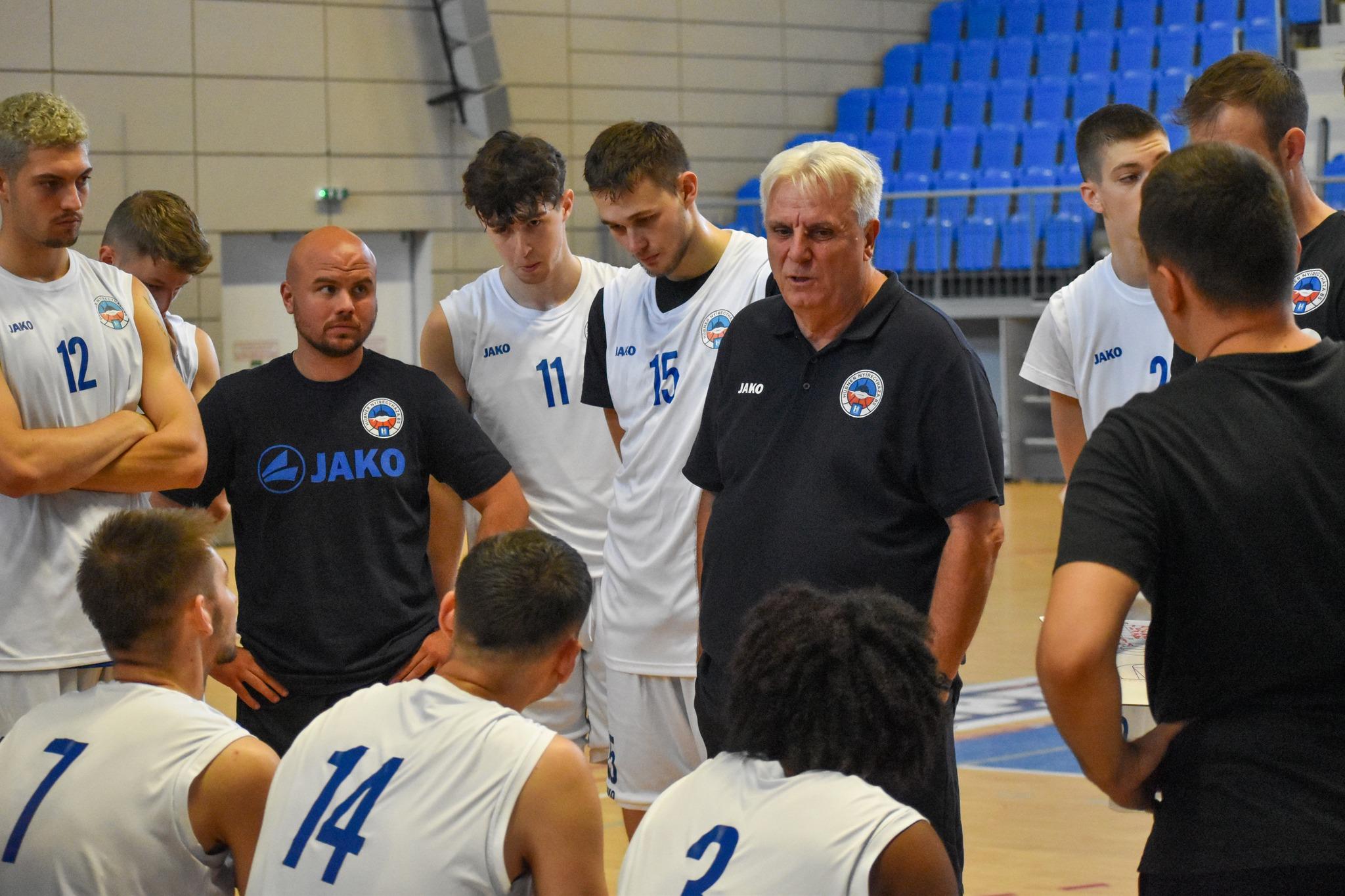 „ELSŐ NAPTÓL KEMÉNYEN DOLGOZUNK ÉS EZ ÍGY IS MARAD”