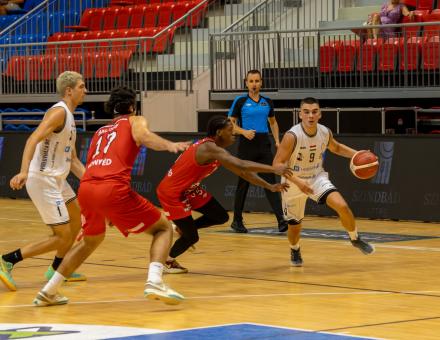 ÉLCSAPATOKKAL MÉRJÜK ÖSSZE A TUDÁSUNKAT