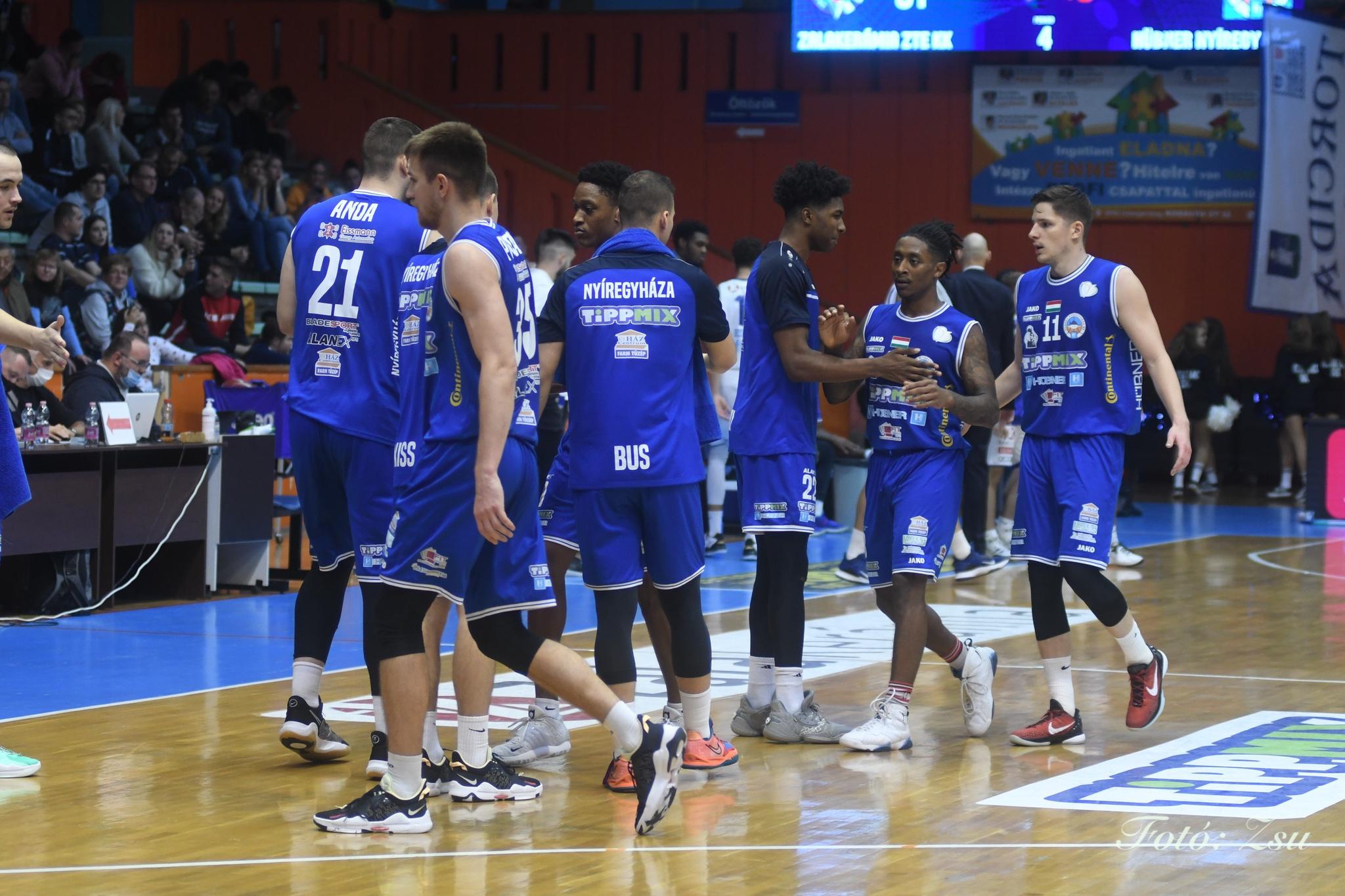 „JÓ SZÉRIÁBAN VAGYUNK, NAGYON JÓ A HANGULAT AZ ÖLTÖZŐBEN”