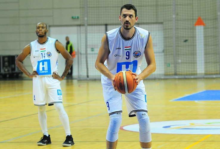 Edzés mellett tanulás