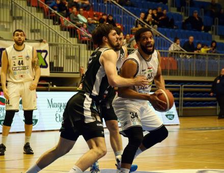 NAGY SIKERREL KEZDTÜK A KÖZÉPSZAKASZT