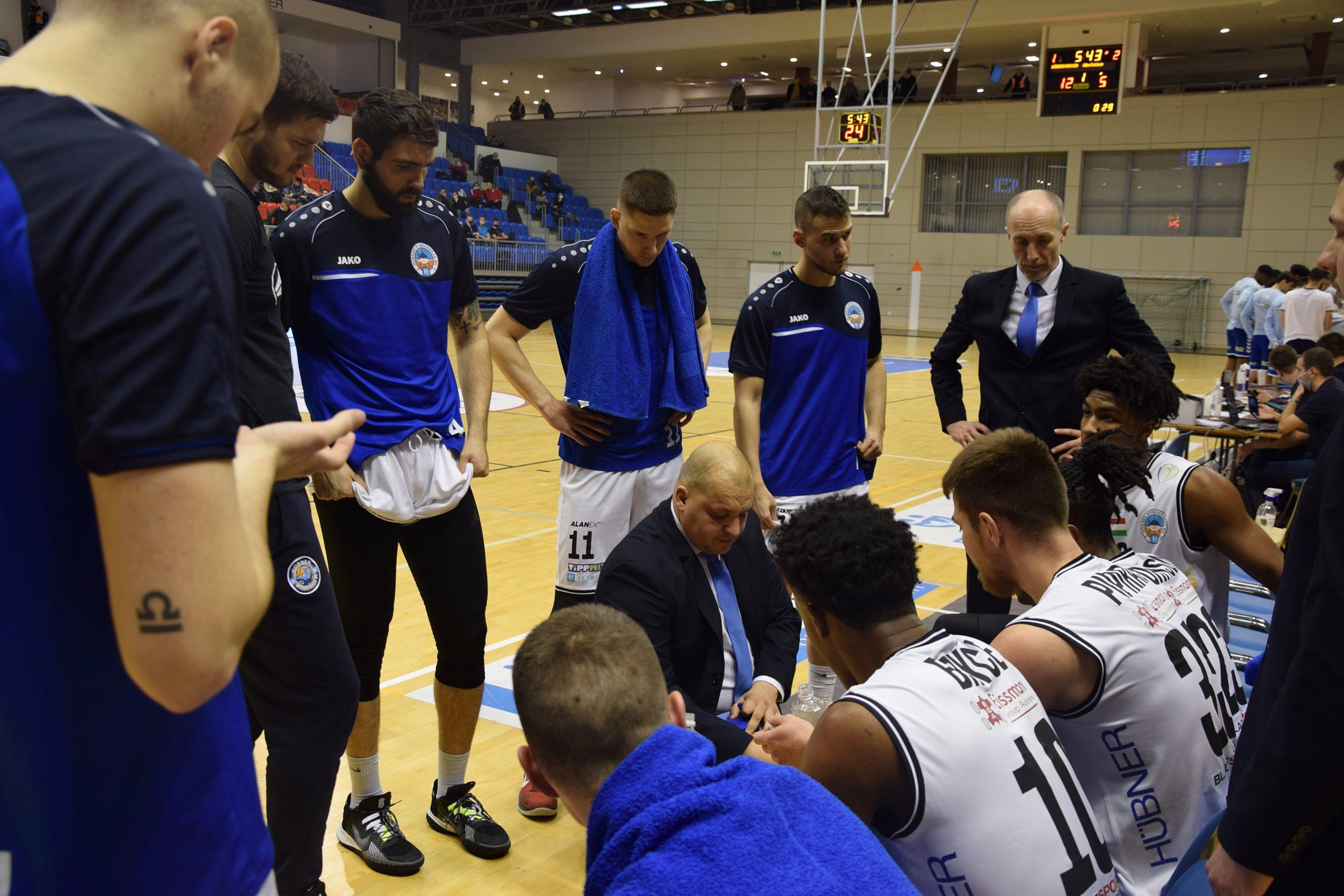 KIVÁLÓ CSAPATVÉDEKEZÉSSEL MEGVERHETJÜK A SOPRONT