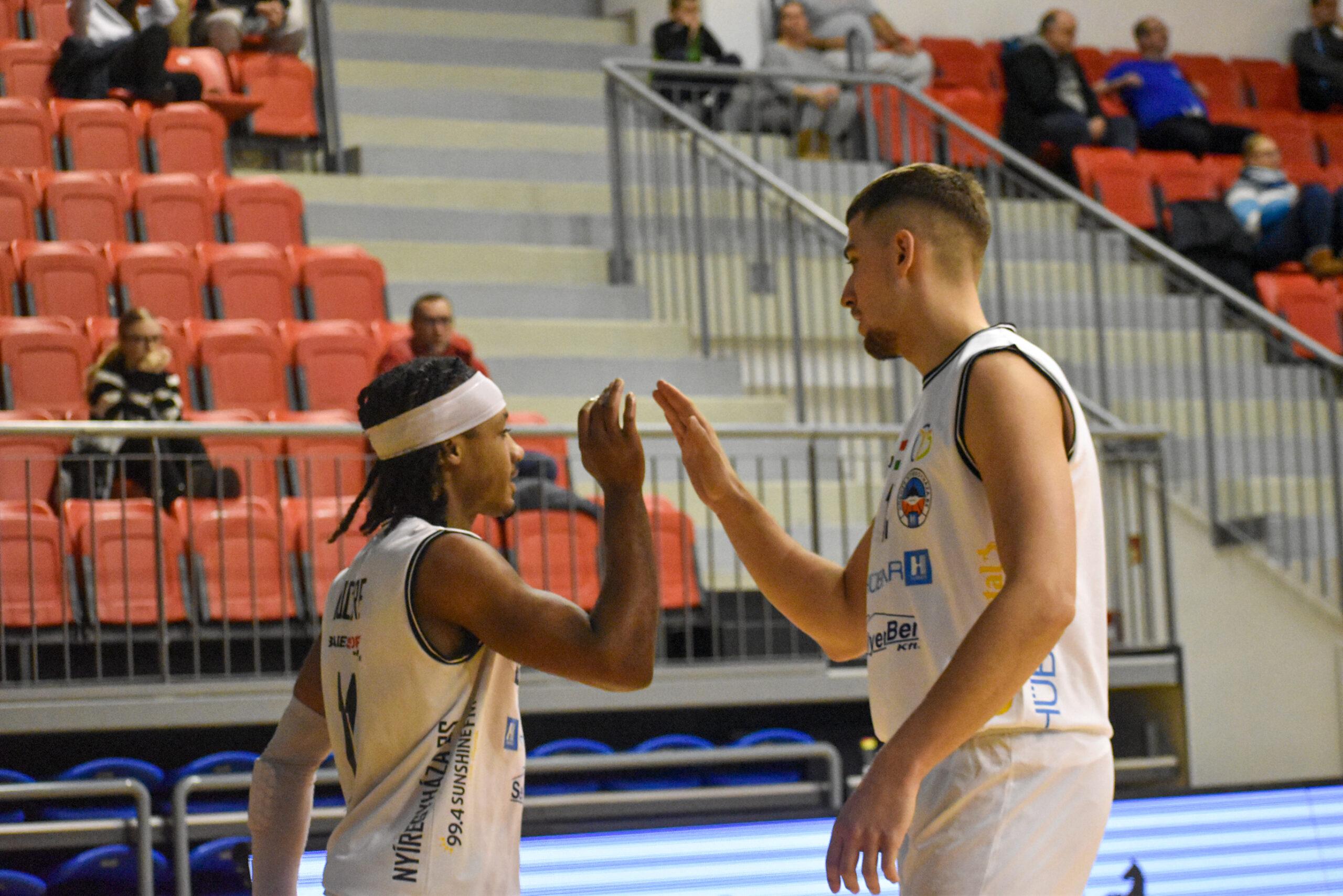 HIBÁTLANUL FOLYTATJUK AZ ÉVET!