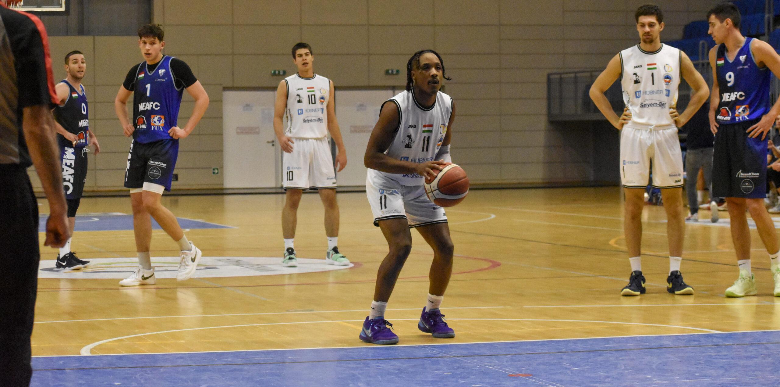 HAJSZÁL HIÁNYZOTT A BRAVÚRHOZ