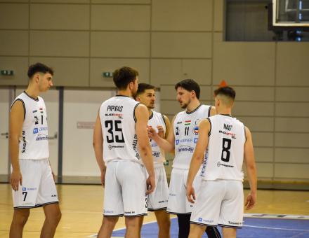 ERRE BÜSZKÉK LEHETÜNK!