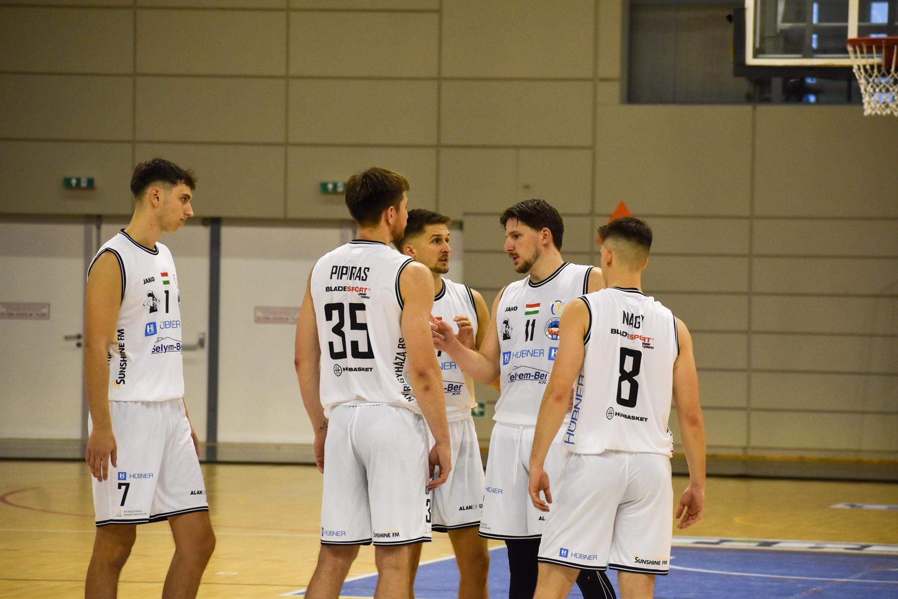 ERRE BÜSZKÉK LEHETÜNK!