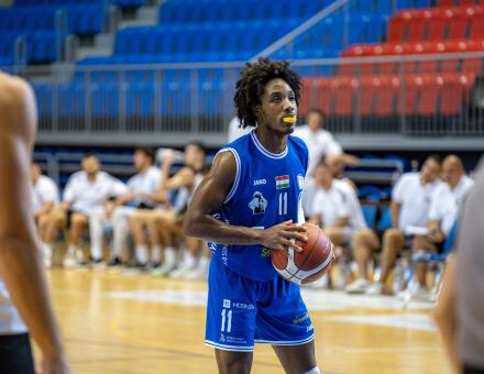 „BÁRKI ELLEN VERSENYKÉPESEK VAGYUNK”