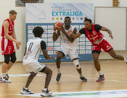 A SZEGED VENDÉGEKÉNT FOLYTATJUK A BAJNOKSÁGOT