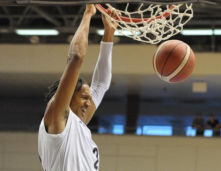 „BÁRMELYIK NAP LEHET A LEGJOBB” – BEMUTATKOZIK HARRISON HENDERSON