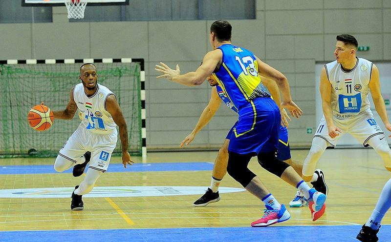 Bryton Hobbs semmit sem csinálna vissza