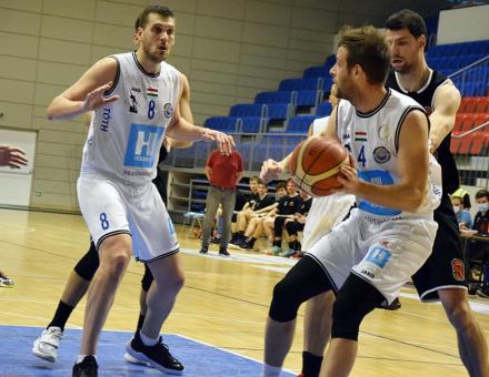 Küzdelmes csatában maradtunk alul