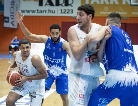 ISMERŐS CSAPAT, ÚJ SZEREPLŐKKEL