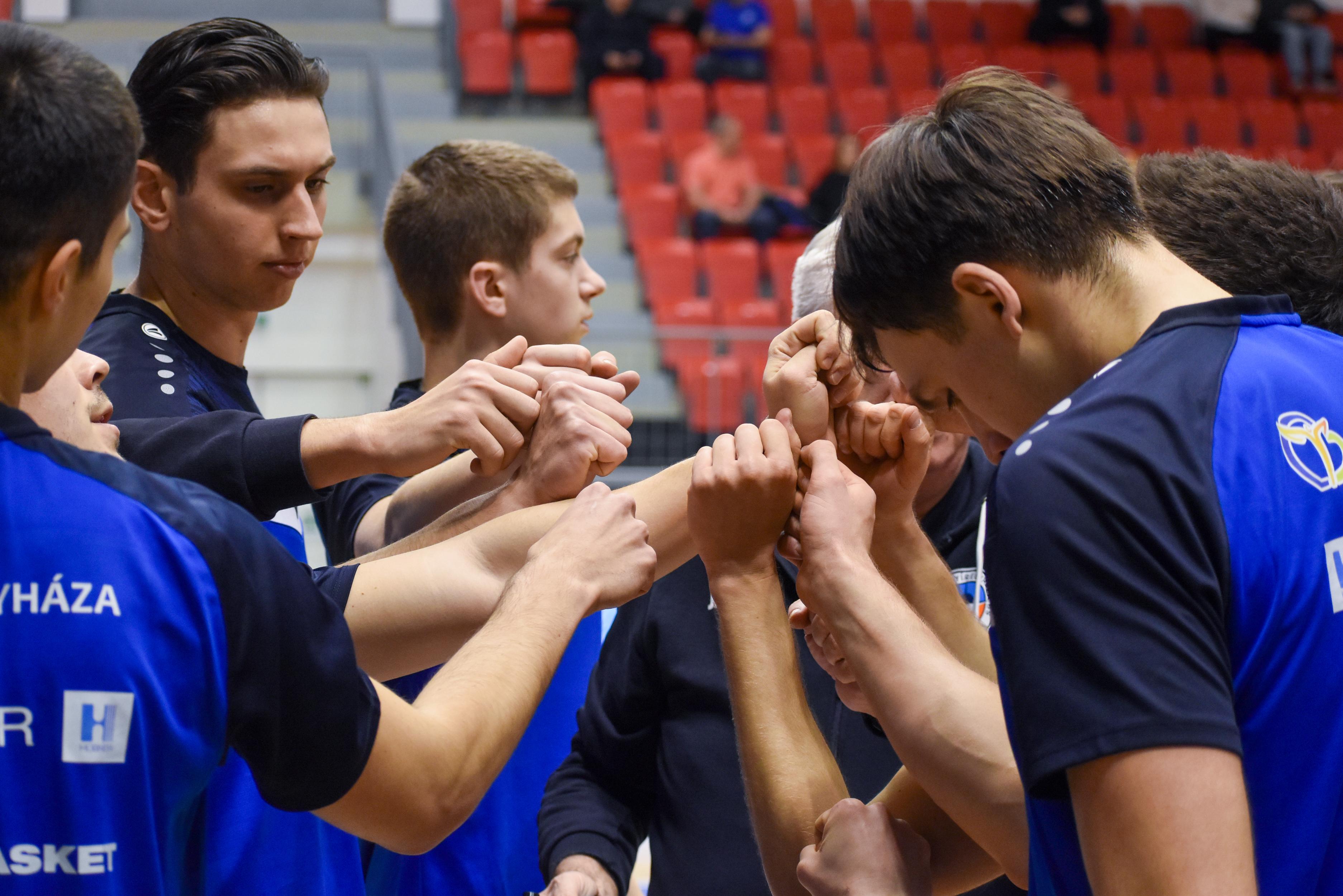 EZÚTTAL MI HIBÁZTUNK TÖBBET